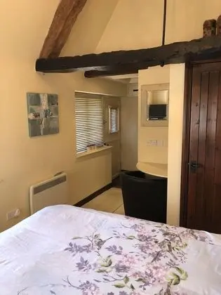 Deluxe Tek Büyük Yataklı Oda, Banyolu/Duşlu, Avlu Manzaralı (The Tack Room)