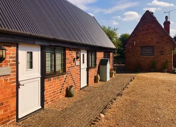 Deluxe Tek Büyük Yataklı Oda, Banyolu/Duşlu, Avlu Manzaralı (The Tack Room)