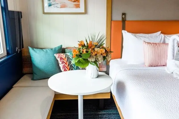 King Accessible Room