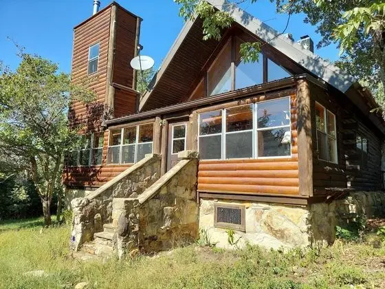 Kulübe (Hunters Hike - Secluded - 160 acre HU)