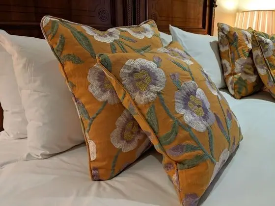 Tek Büyük veya İki Ayrı Yataklı Oda, Banyolu/Duşlu