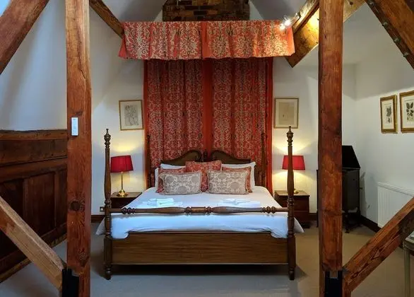 Tek Büyük Yataklı Oda, Banyolu/Duşlu (Junior Suite)