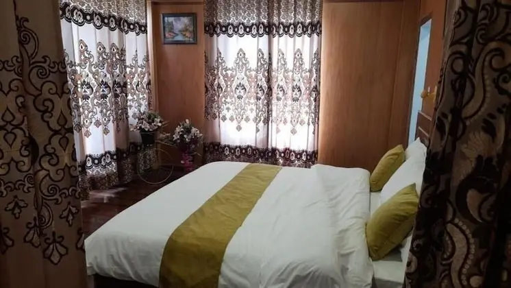 Standard Tek Büyük Yataklı Oda