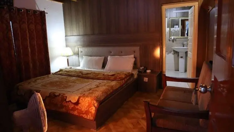 Deluxe Tek Büyük Yataklı Oda