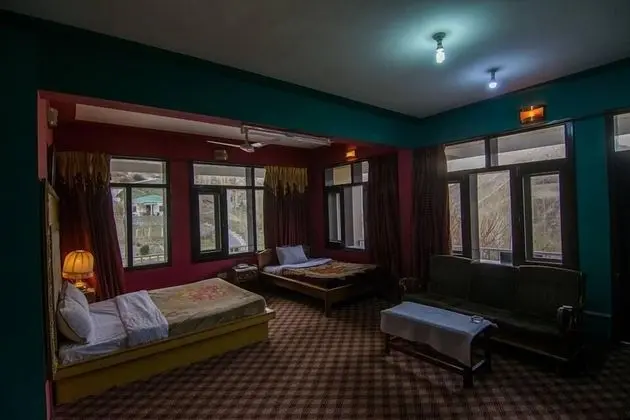 Standard Üç Kişilik Oda
