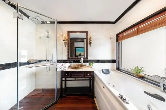 Executive Tek Büyük Yataklı Oda, 1 En Büyük (King) Boy Yatak, Balkon, Okyanus Manzaralı