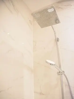 Tek Büyük Yataklı Oda, 1 Çift Kişilik Yatak