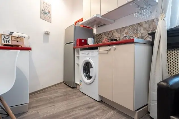Superior Apart Daire, 2 Yatak Odası, Mutfak, Bahçeli