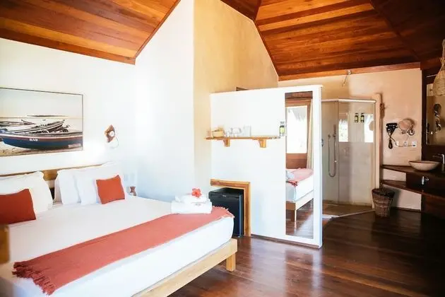 Bungalov, Havuz Manzaralı