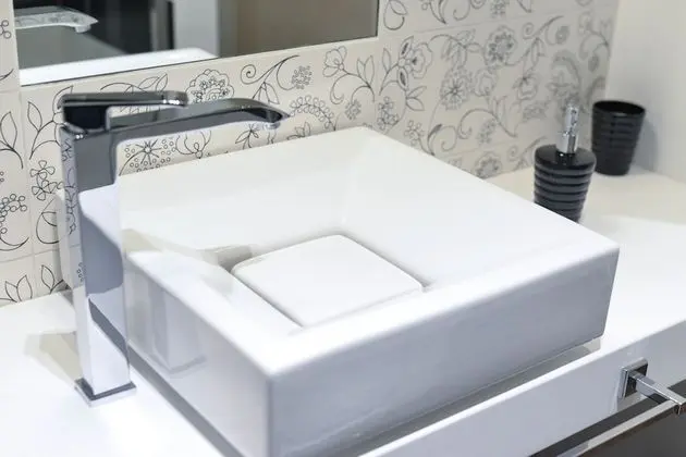 Economy Tek Büyük Yataklı Oda