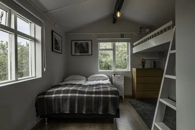 Basic Kulübe, 3 Yatak Odası, Bahçe Manzaralı, Bahçeli