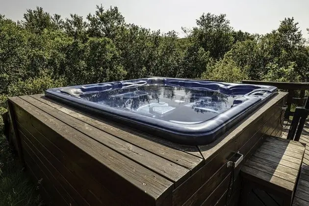 Basic Kulübe, 3 Yatak Odası, Bahçe Manzaralı, Bahçeli