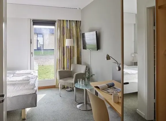 Basic Tek Büyük Yataklı Oda