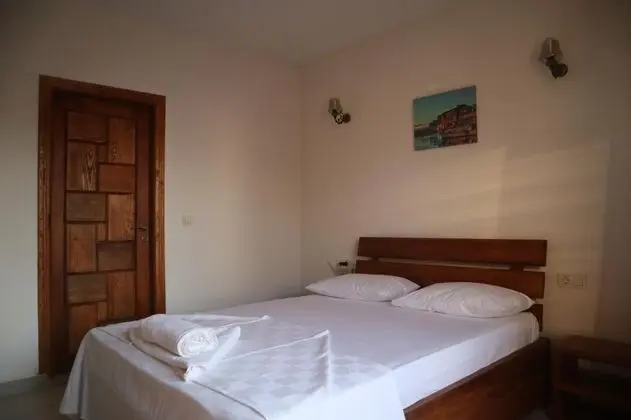 Aile Odası,dağ Manzaralı,balkonsuz
