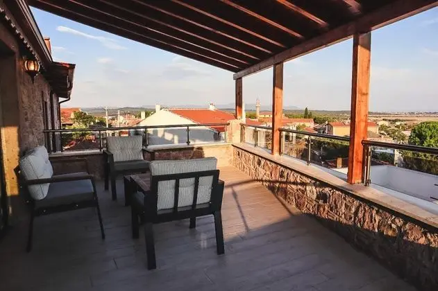 Suit Oda Dört Kişilik,doğa Manzaralı,teraslı