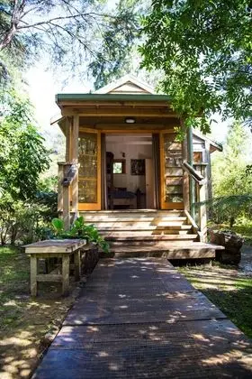 Kulübe, Banyolu/Duşlu