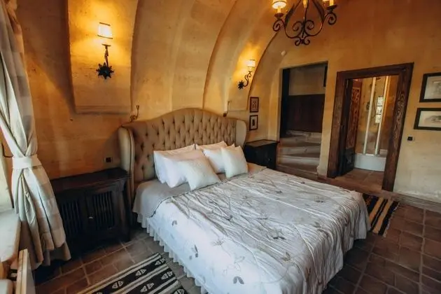 Queen Suite