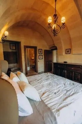 Queen Suite