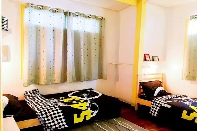 Üç Kişilik Oda