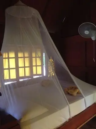 Bungalow with Fan