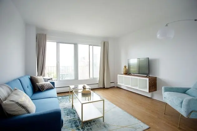 Standard Apart Daire, Şehir Manzaralı