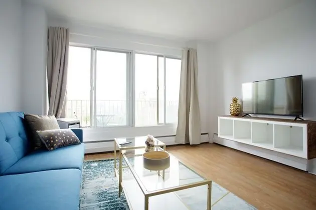 Standard Apart Daire, Şehir Manzaralı