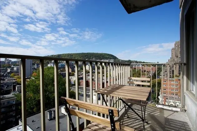 Standard Apart Daire, Şehir Manzaralı