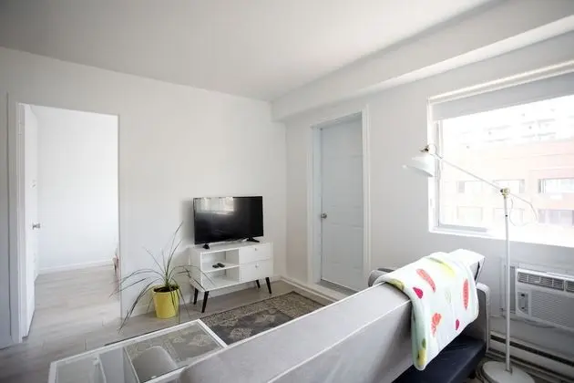 Standard Apart Daire, Şehir Manzaralı