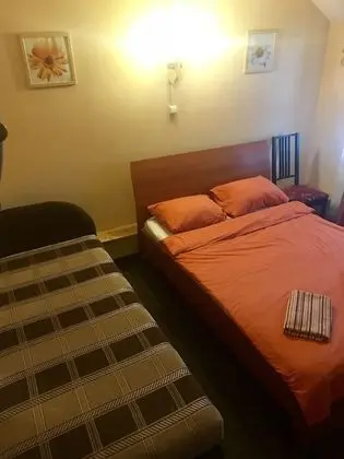 Üç Kişilik Oda, Birden Çok Yatak, Sigara İçilmez
