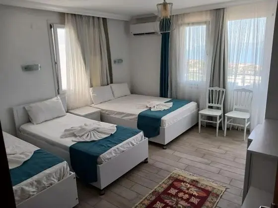 Dört Kişilik Oda, Deniz Manzaralı