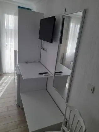 Dört Kişilik Oda, Deniz Manzaralı