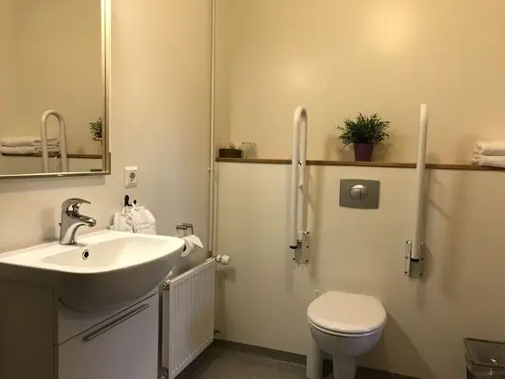 İki Ayrı Yataklı Oda, Özel Banyo