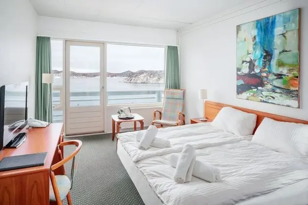Tek Büyük Yataklı Oda, Balkon, Deniz Manzaralı