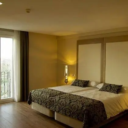 Deluxe İki Ayrı Yataklı Oda