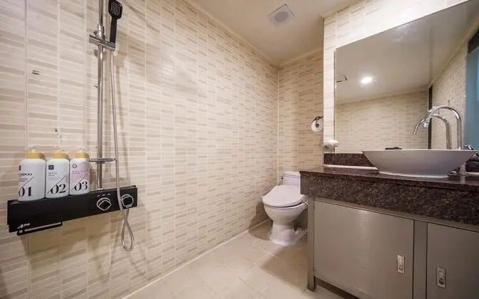 Oda (Couple PC- 2-person bathtub / Whirlpo)