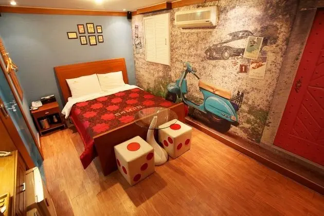 Oda (Special Room)