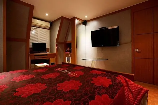 Oda (Special Room)