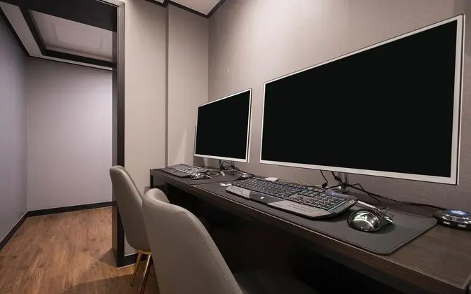 Oda (Semi-private room (no-hard bag-capabl)