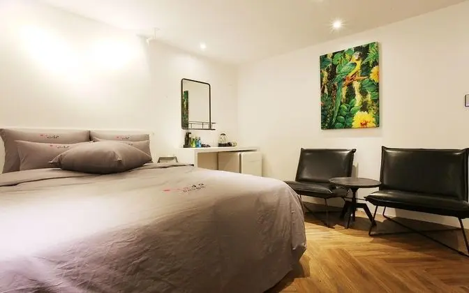Oda (Premium (Netflix available air purifi)