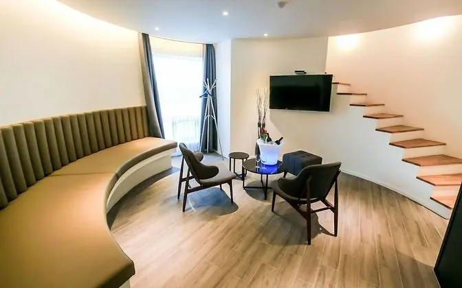 Oda (Duplex - Lake View (Duplex Ondol & Be)