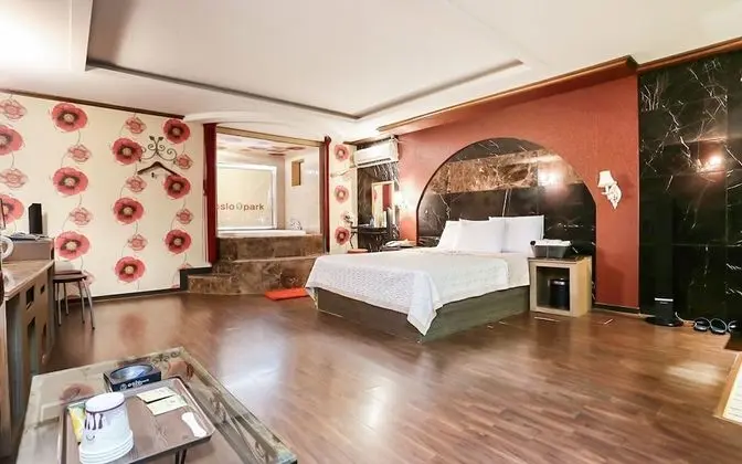Oda (Special Room (random assign))