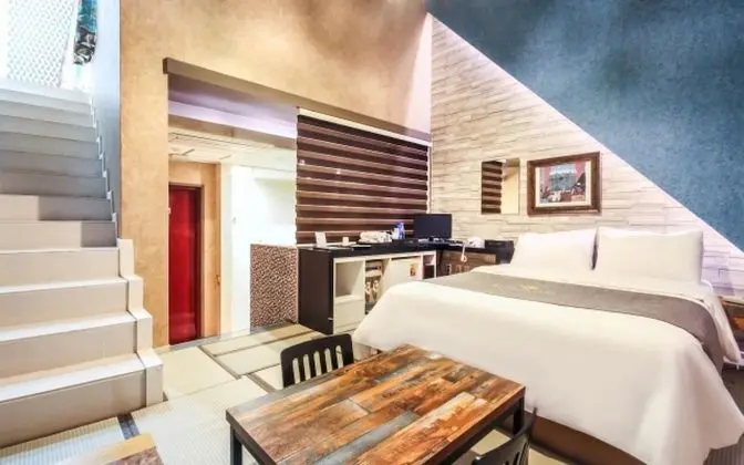 Oda (Semi-Suite Room B (Duplex Terrace))