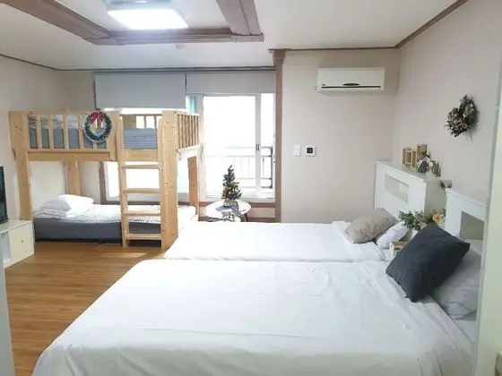 Family Stüdyo (Extra person fee charged on site)