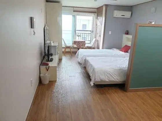 Üç Kişilik Oda (Extra person fee charged on site)