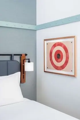Oda, 2 Büyük (Queen) Boy Yatak, Şehir Manzaralı