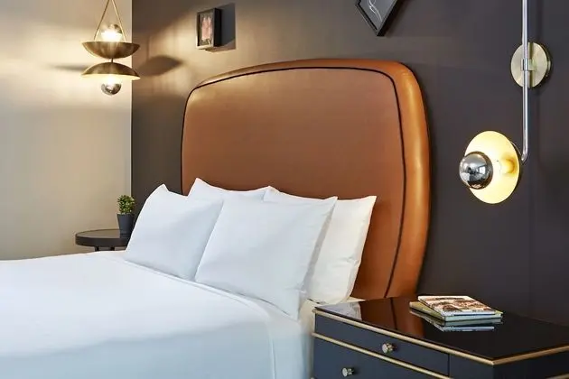 City Oda, 1 En Büyük (King) Boy Yatak, Şehir Manzaralı