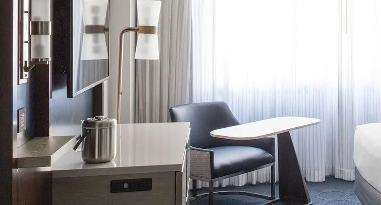 Oda, 2 Çift Kişilik Yatak, Avlu Manzaralı