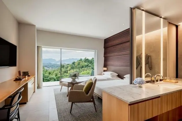 Oda, 2 Tek Kişilik Yatak, Tepe Manzaralı