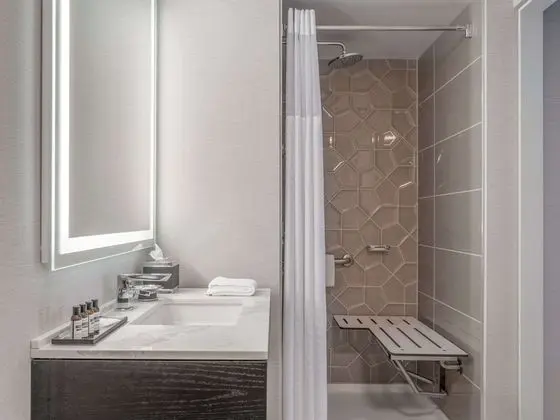 Oda, 2 Çift Kişilik Yatak, Engellilere Uygun (Shower)