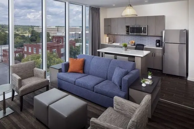 Süit, 2 Yatak Odası (1 King Bed, 2 Queen Beds)